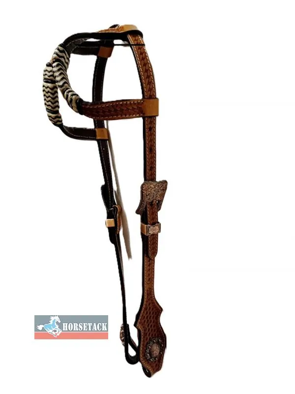 Kopfstck mit einer Ohrschlaufe aus Rohhaut gefertigt