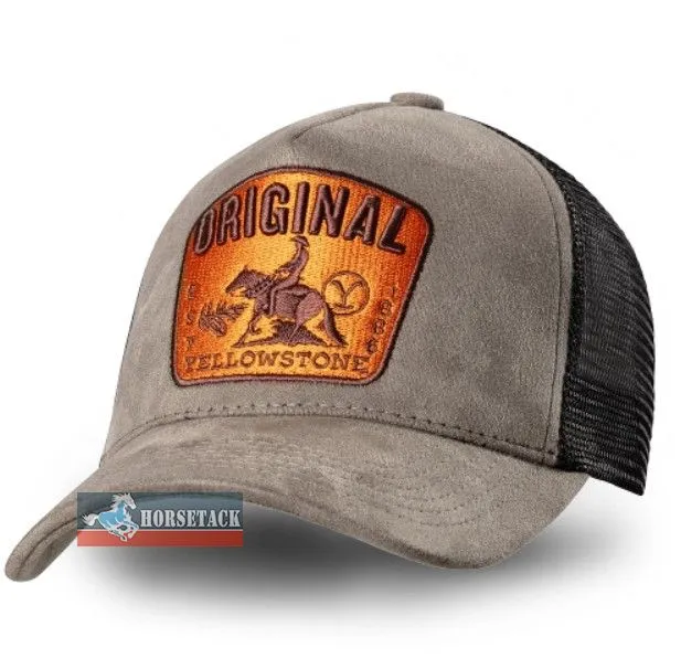 Cap der Yellowstone Kollektion in Grau Wildleder mit Sticker Yellowstone