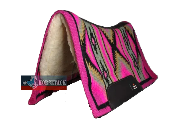 Westenpad in dem Farbton Pink mit optimaler Passform , im Navajo Design mit pinken Akzenten